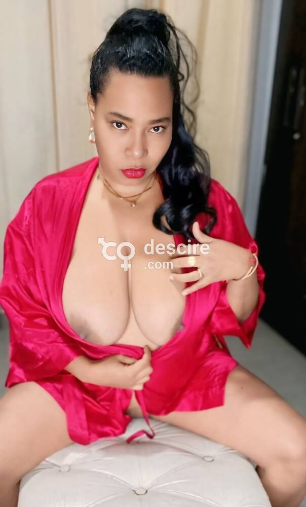 MILF TETONA, CULONA Y PUTA TE VA A SACAR TODA LA LECHITA - Mexico - México