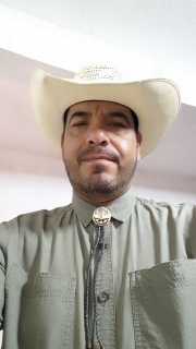 Activo Maduro de 40 años ofrezco sexo por dinero - Mexico - México